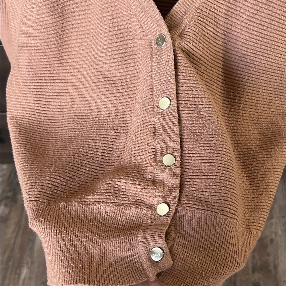 Tahari Camel Button-Up Women's Cardigan Very warm - Picture 4 of 7